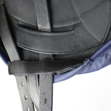 OUTLET - Ride-On Dressage Saddle Cover